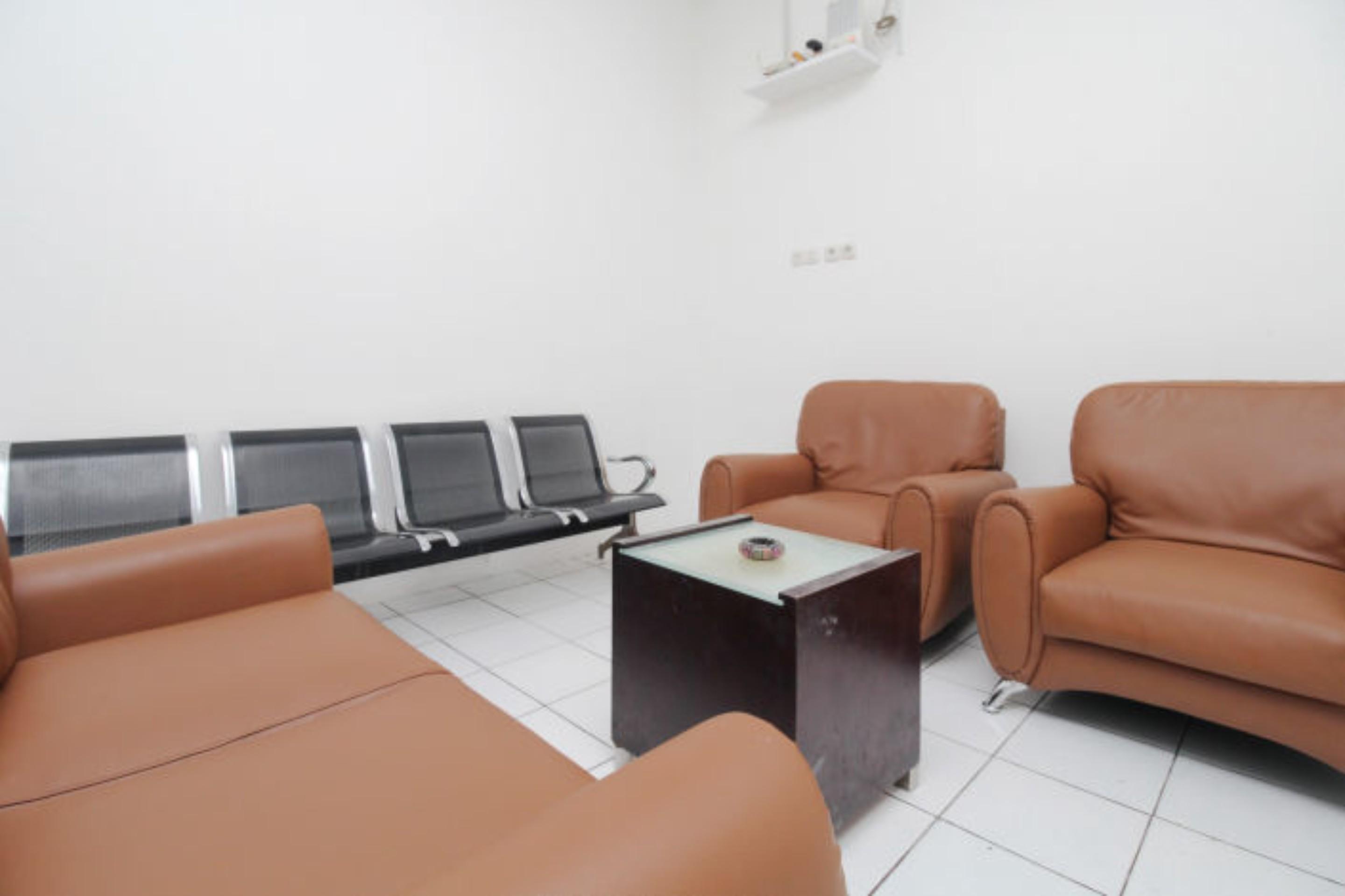 Oyo 3754 Prosperity Mansion Hotel Jakarta Exterior photo